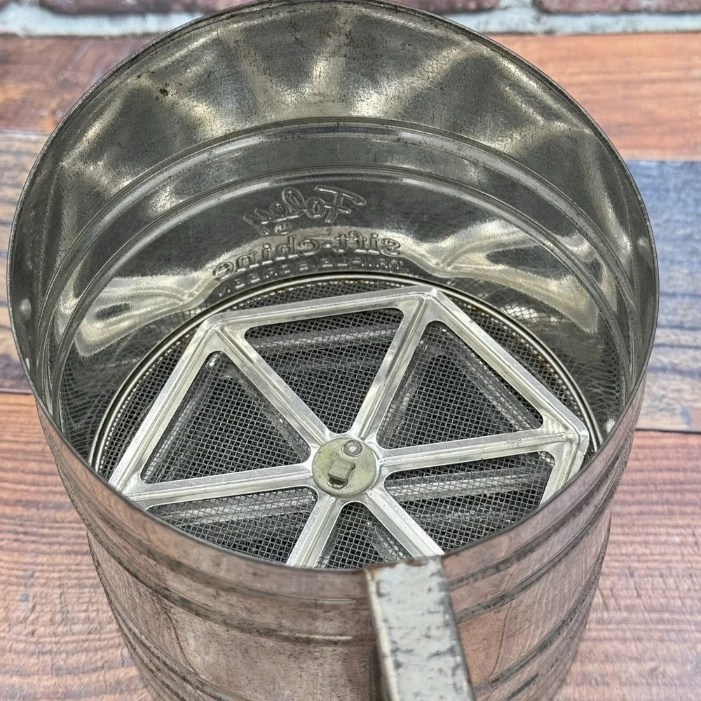 Foley Sift-Chine Triple Screen Metal Flour Sifter Kitchen Tool Vintage Rustic